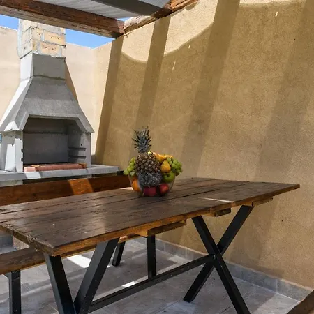 House Boky Nyaraló